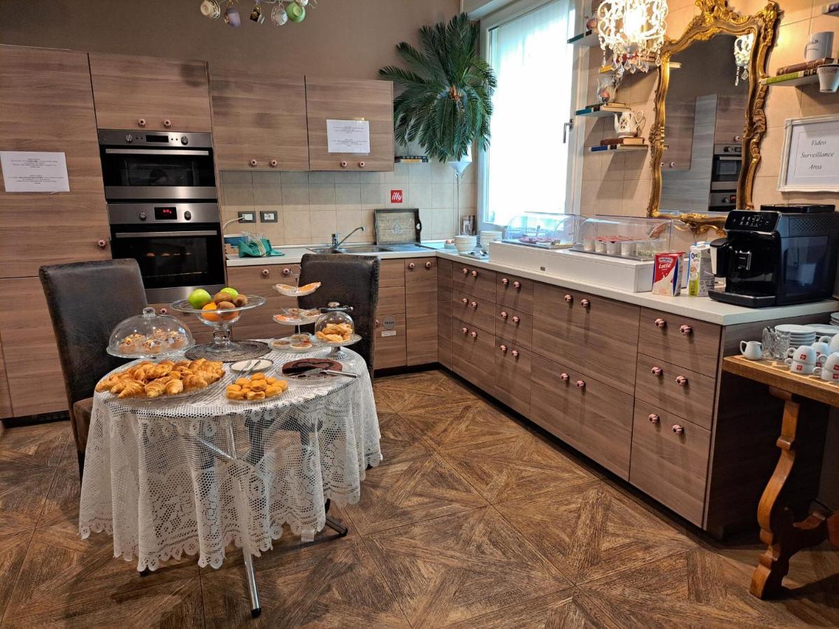 051 Boutique Bed and Breakfast Bologna Buitenkant foto